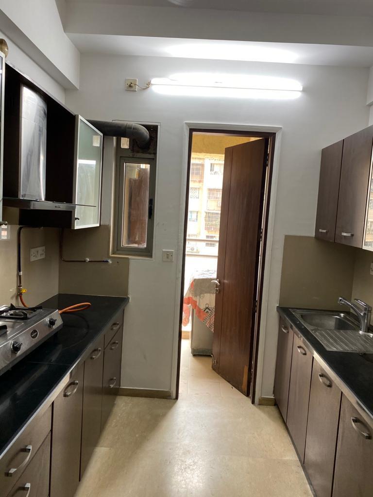 3 BHK Apartment for Rent in Sayani Road Mumbai