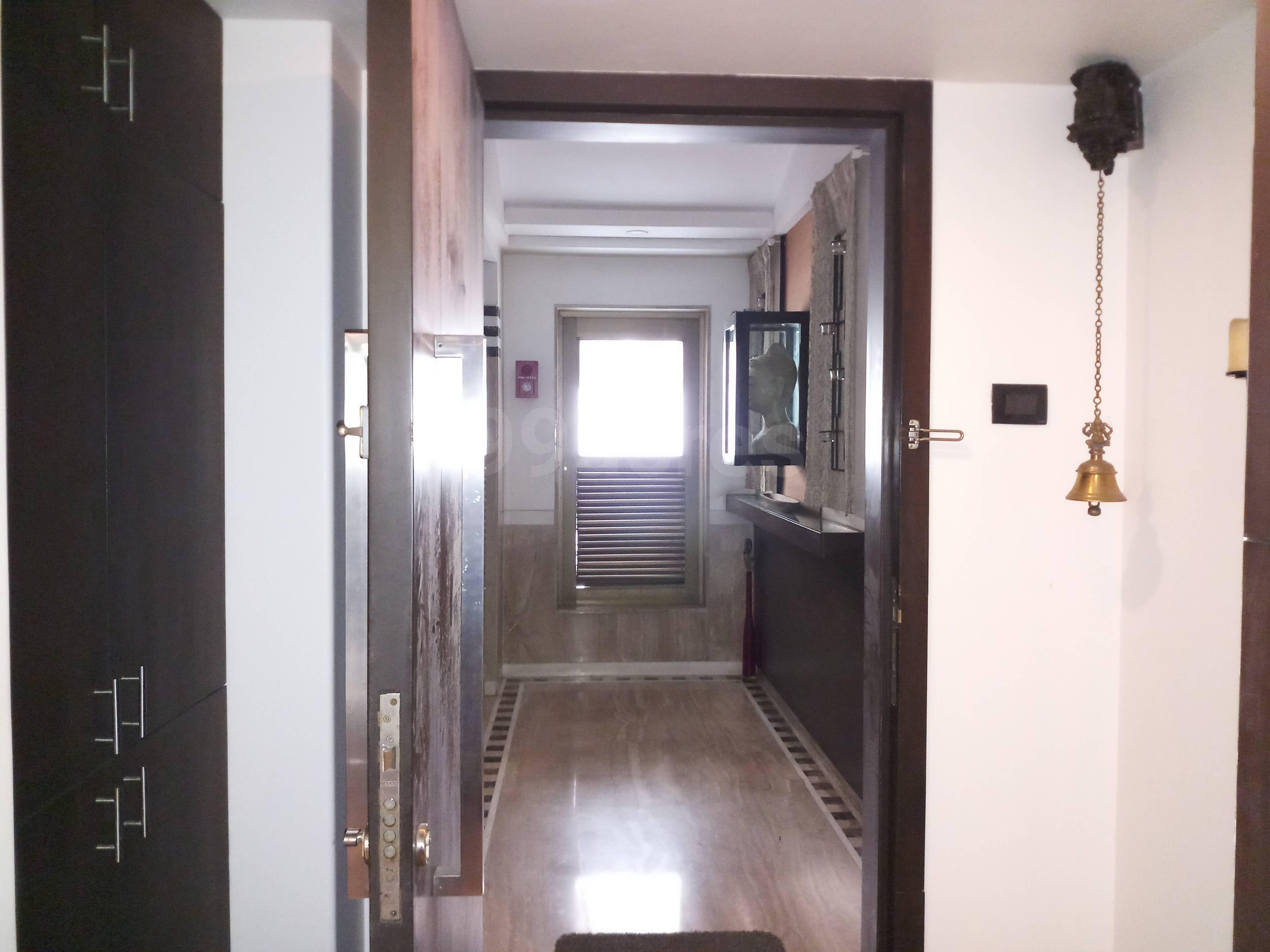 3 BHK Apartment for Sale in 16th Road Mumbai
