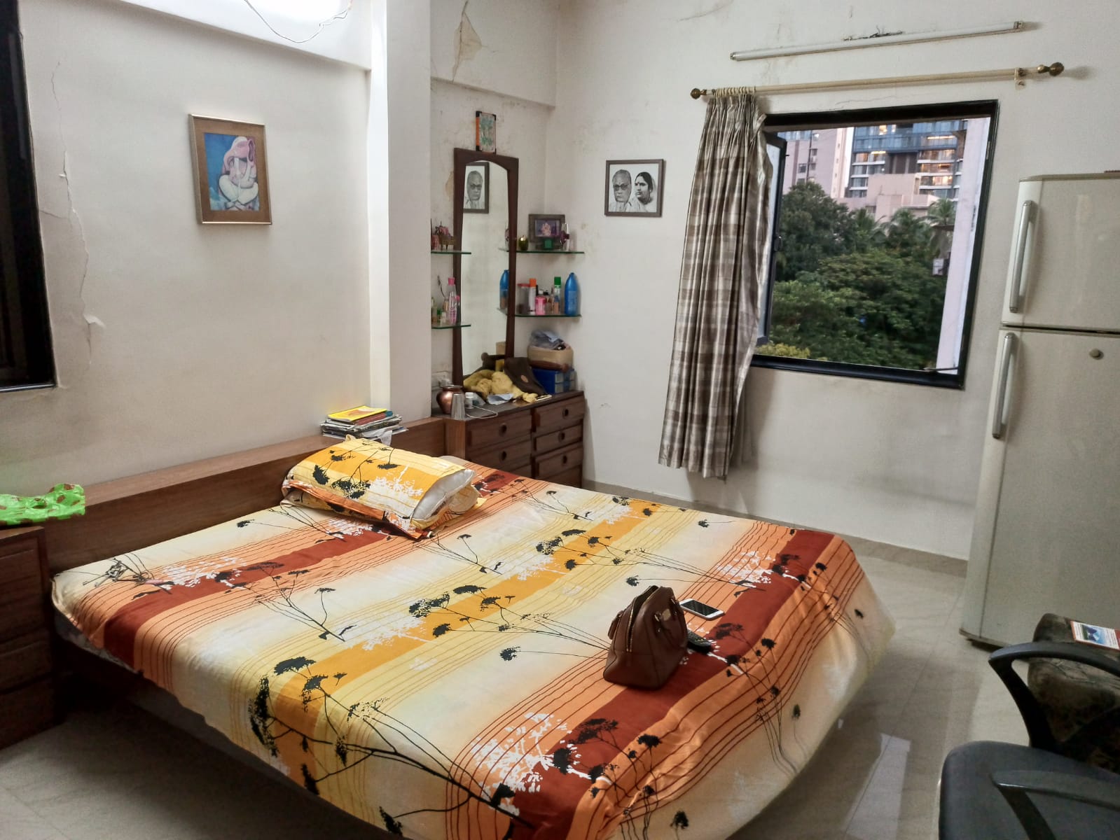 2 BHK Apartment for Sale in Juhu Road Mumbai
