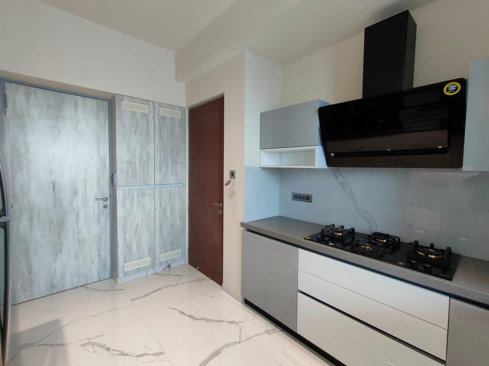 4 BHK Apartment for Rent in Andheri West Mumbai