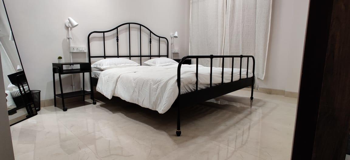 2 BHK Villa for Sale in 25 Road Mumbai