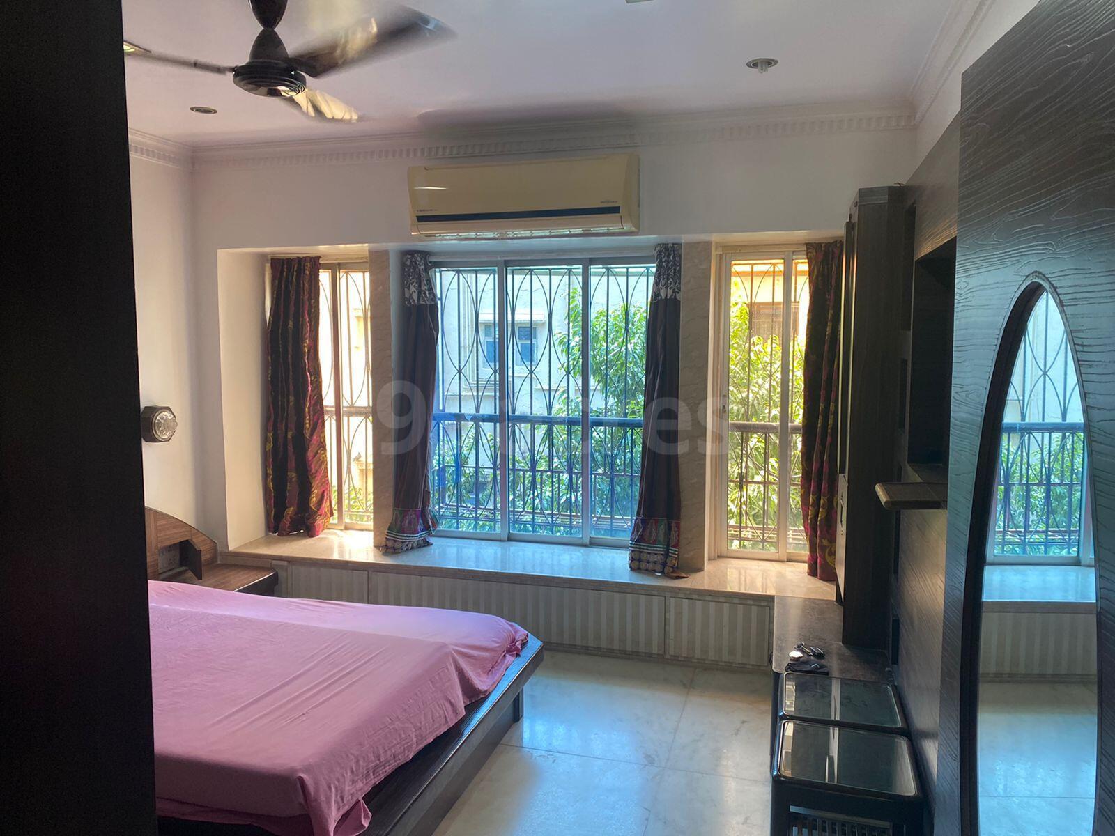 3 BHK Apartment for Rent in North Avenue Road Mumbai
