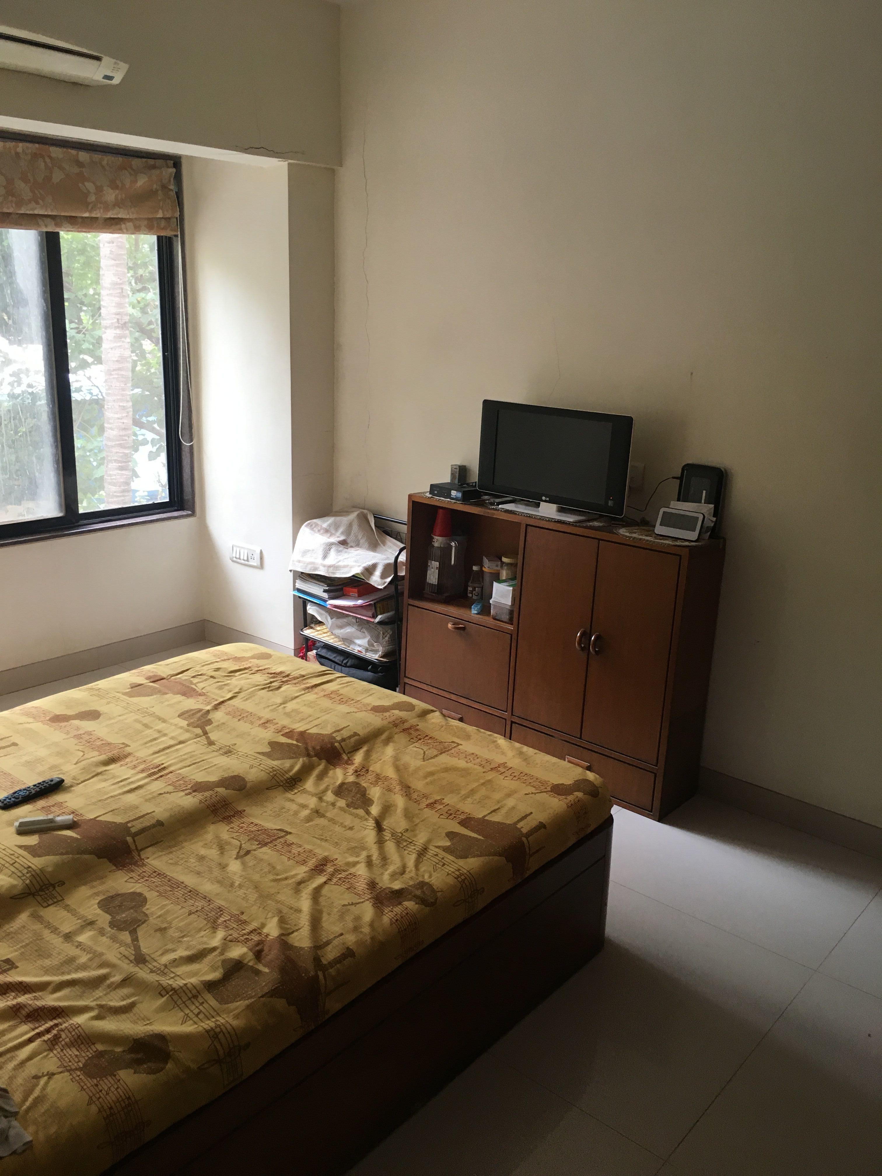 3 BHK Apartment for Sale in Juhu Tara Road Mumbai