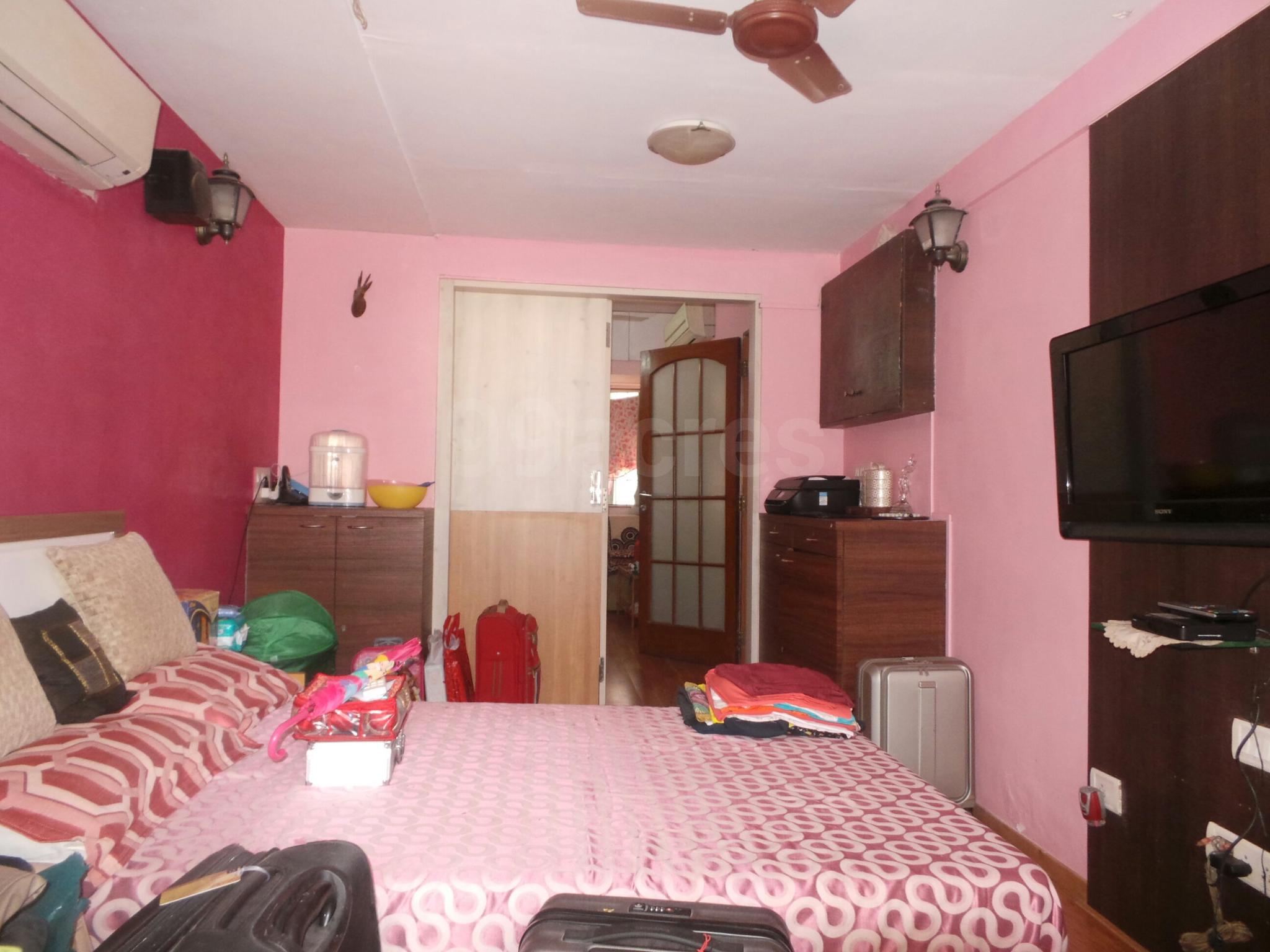 3 BHK Apartment for Sale in Juhu Tara Rd Mumbai