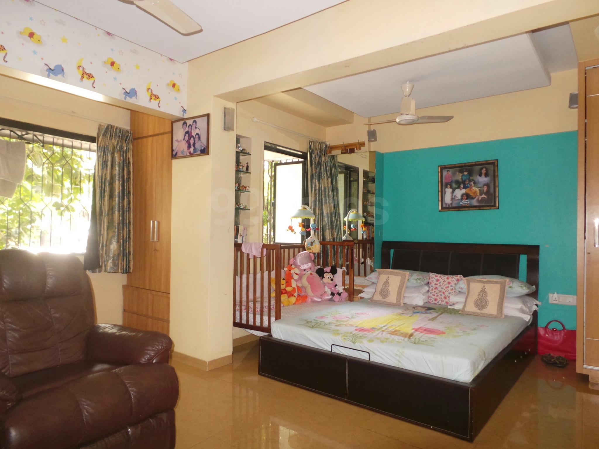 3 BHK Apartment for Sale in Juhu Tara Rd Mumbai