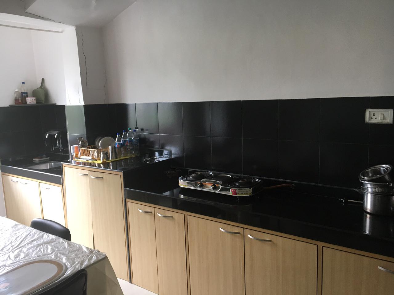 2 BHK Apartment for Rent in Nepeansea Road Mumbai