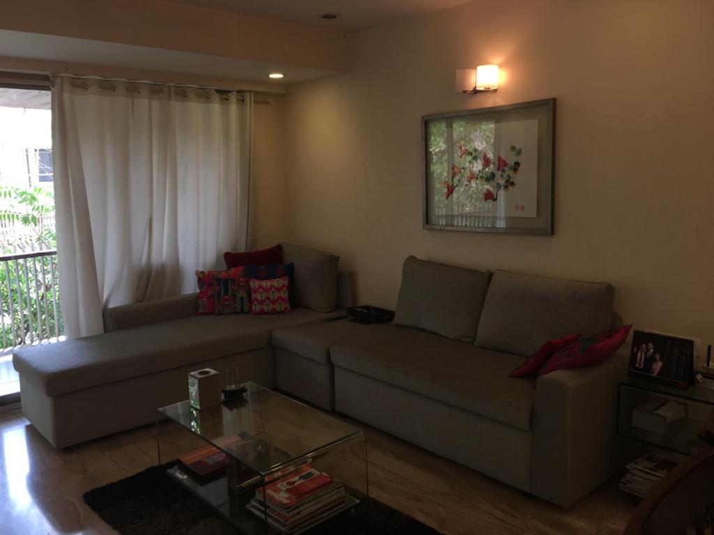 2 BHK Apartment for Rent in Bandra West Mumbai