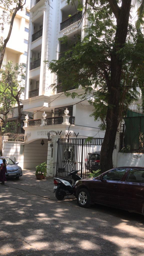 3 BHK Apartment for Rent in Khar West Mumbai