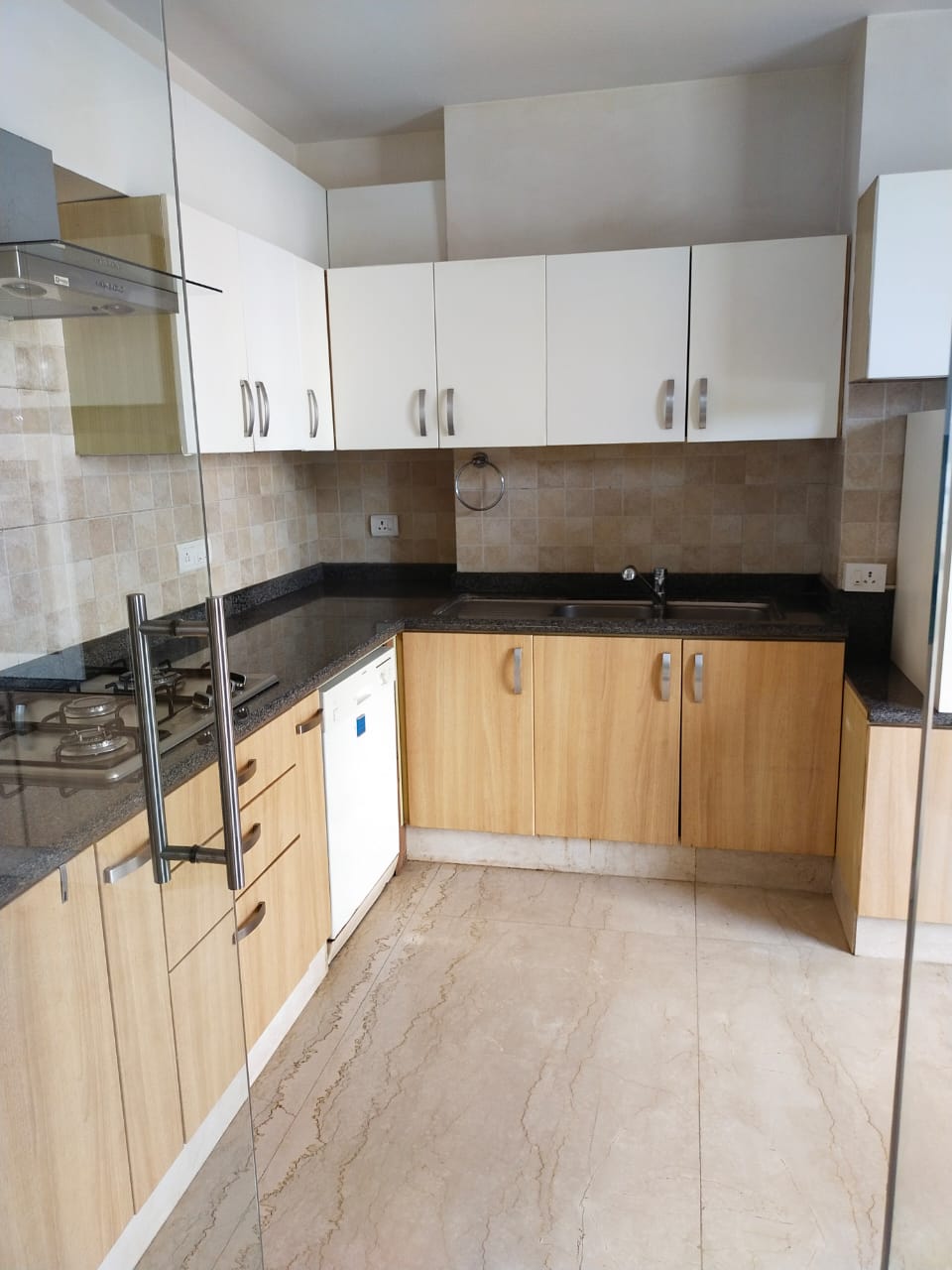 4 BHK Apartment for Sale in Pali Hill Mumbai