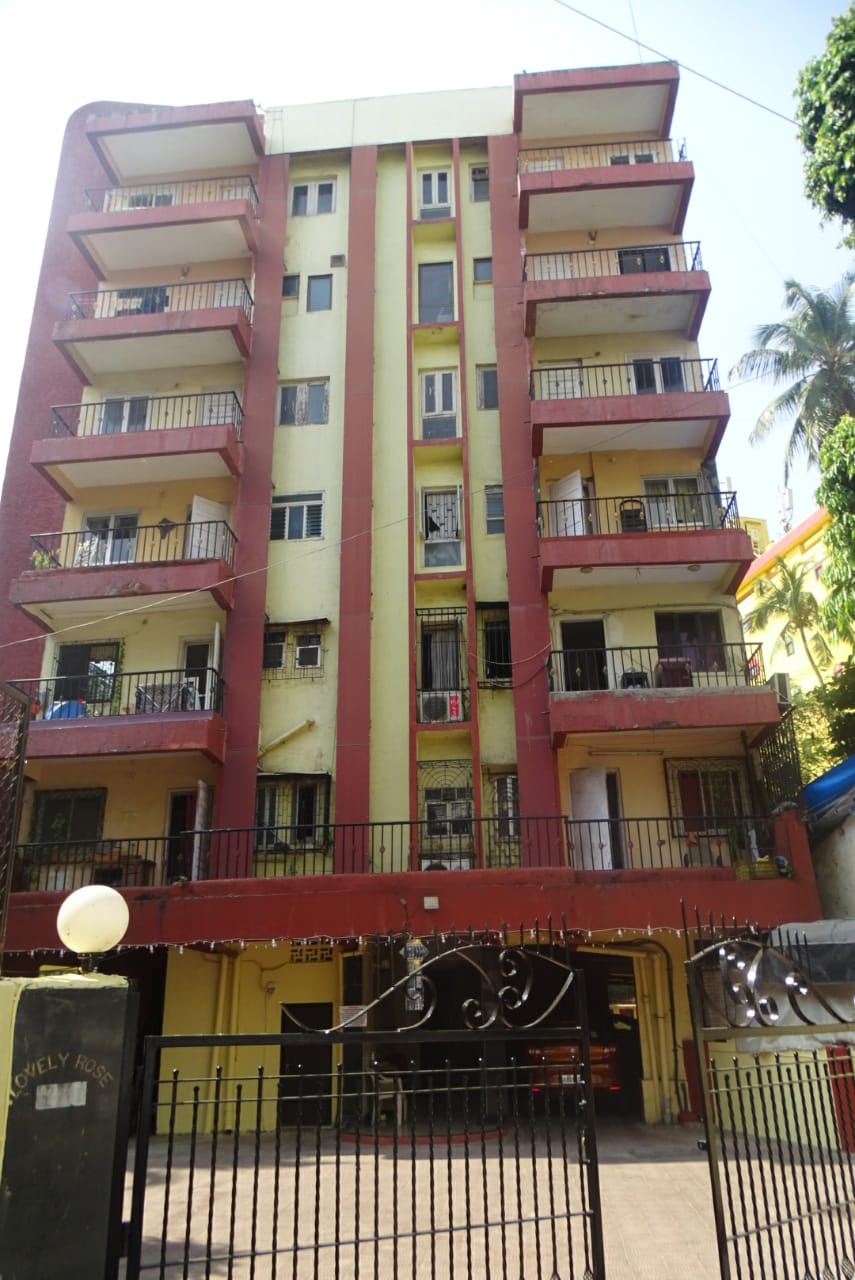 2 BHK Apartment for Sale in Juhu Church Road Mumbai