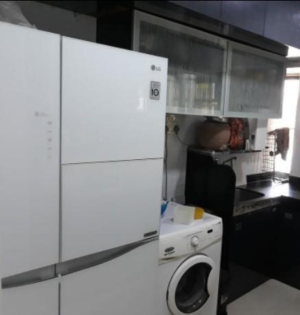 3 BHK Apartment for Sale in N S Road no.4 Mumbai