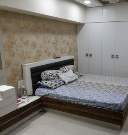 3 BHK Apartment for Sale in N S Road no.4 Mumbai