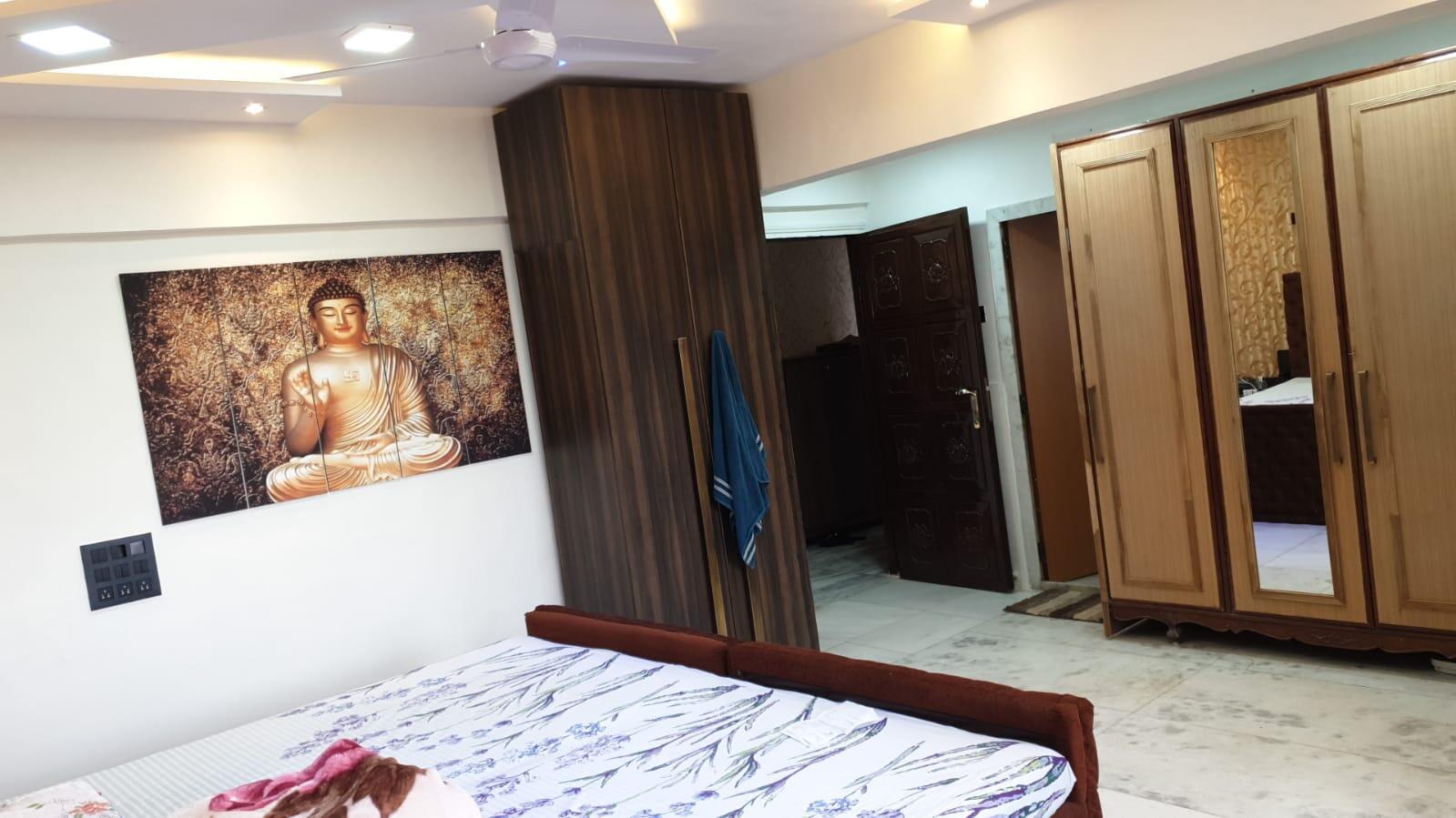 3 BHK Apartment for Sale in Off Hill Road Mumbai