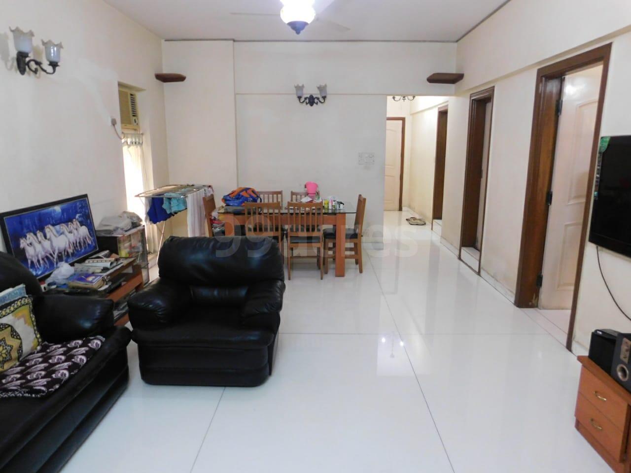 2 BHK Apartment for Sale in N S Road no.10 Mumbai