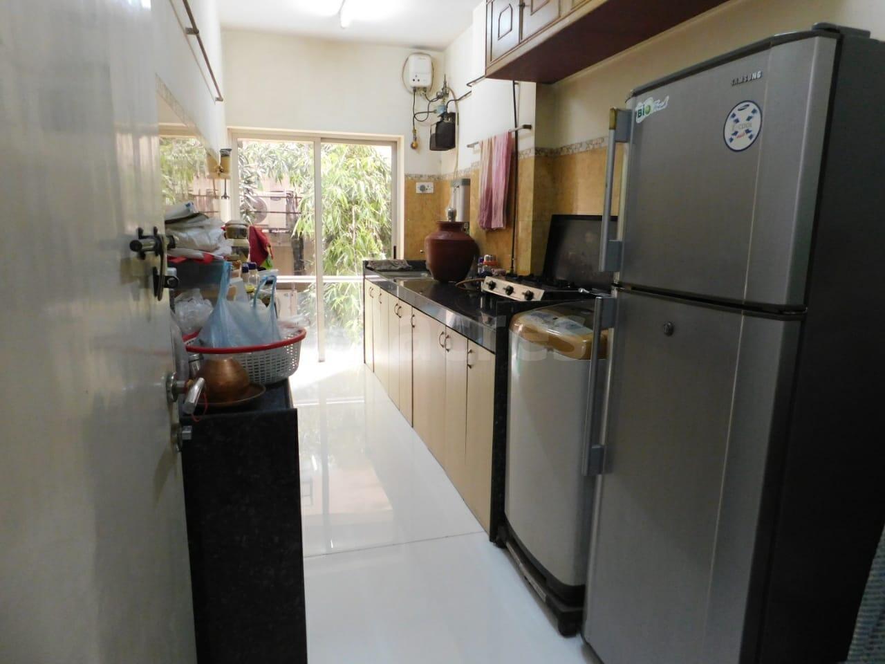 2 BHK Apartment for Sale in N S Road no.10 Mumbai