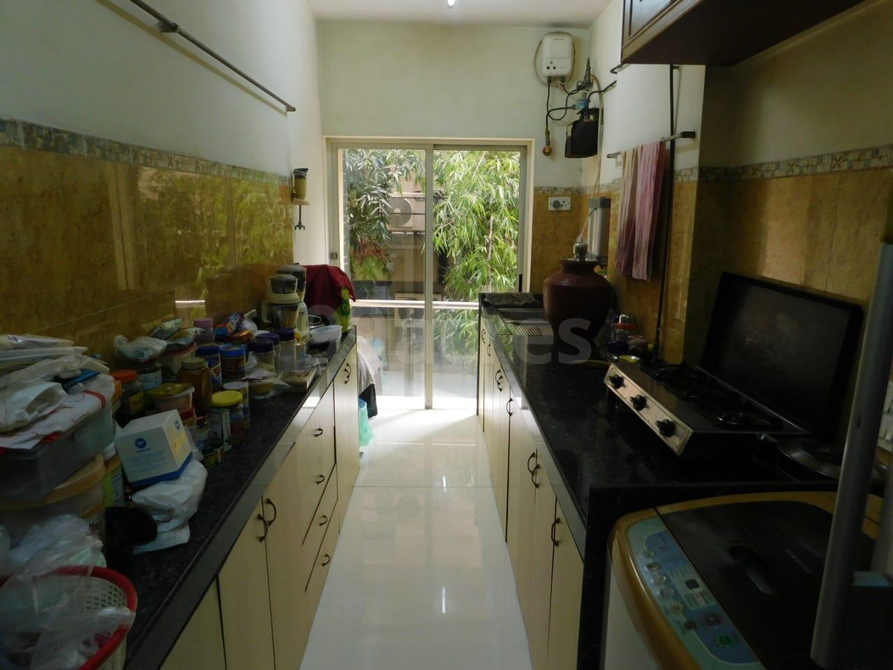 2 BHK Apartment for Sale in N S Road no.10 Mumbai