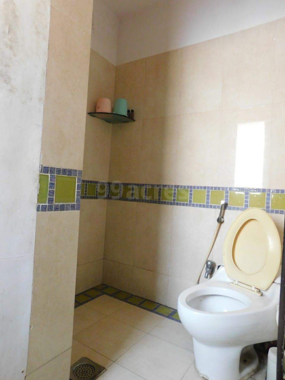 2 BHK Apartment for Sale in N S Road no.10 Mumbai