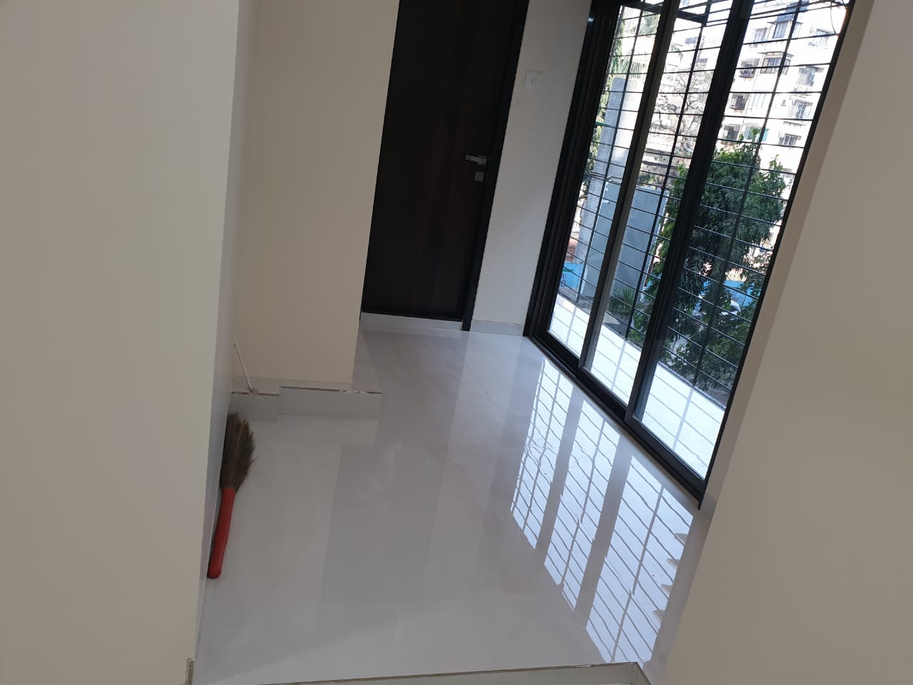 4 BHK Apartment for Sale in S V Road Mumbai