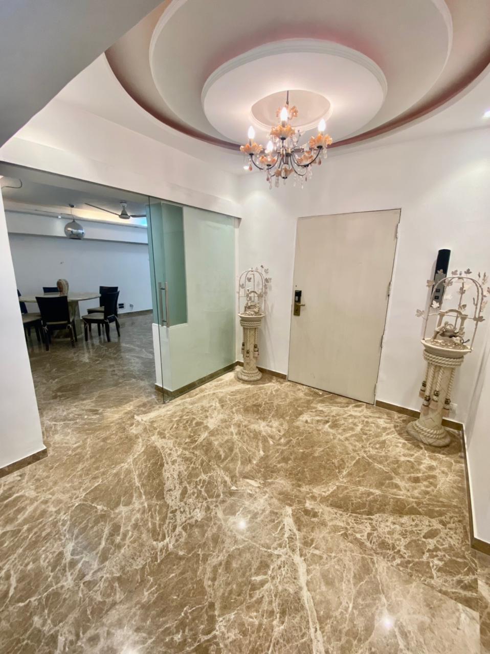 4 BHK Apartment for Sale in Lokhandwala Complex Mumbai