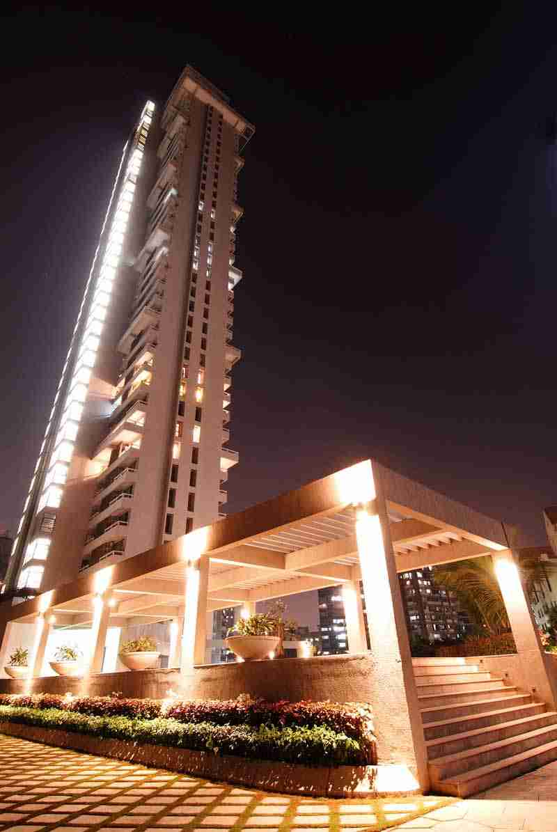 4 BHK Apartment for Sale in Lokhandwala Complex Mumbai