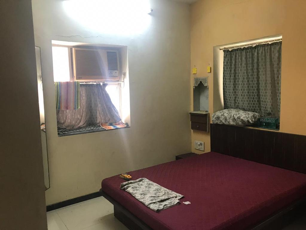 1 BHK Apartment for Rent in Santacruz West Mumbai