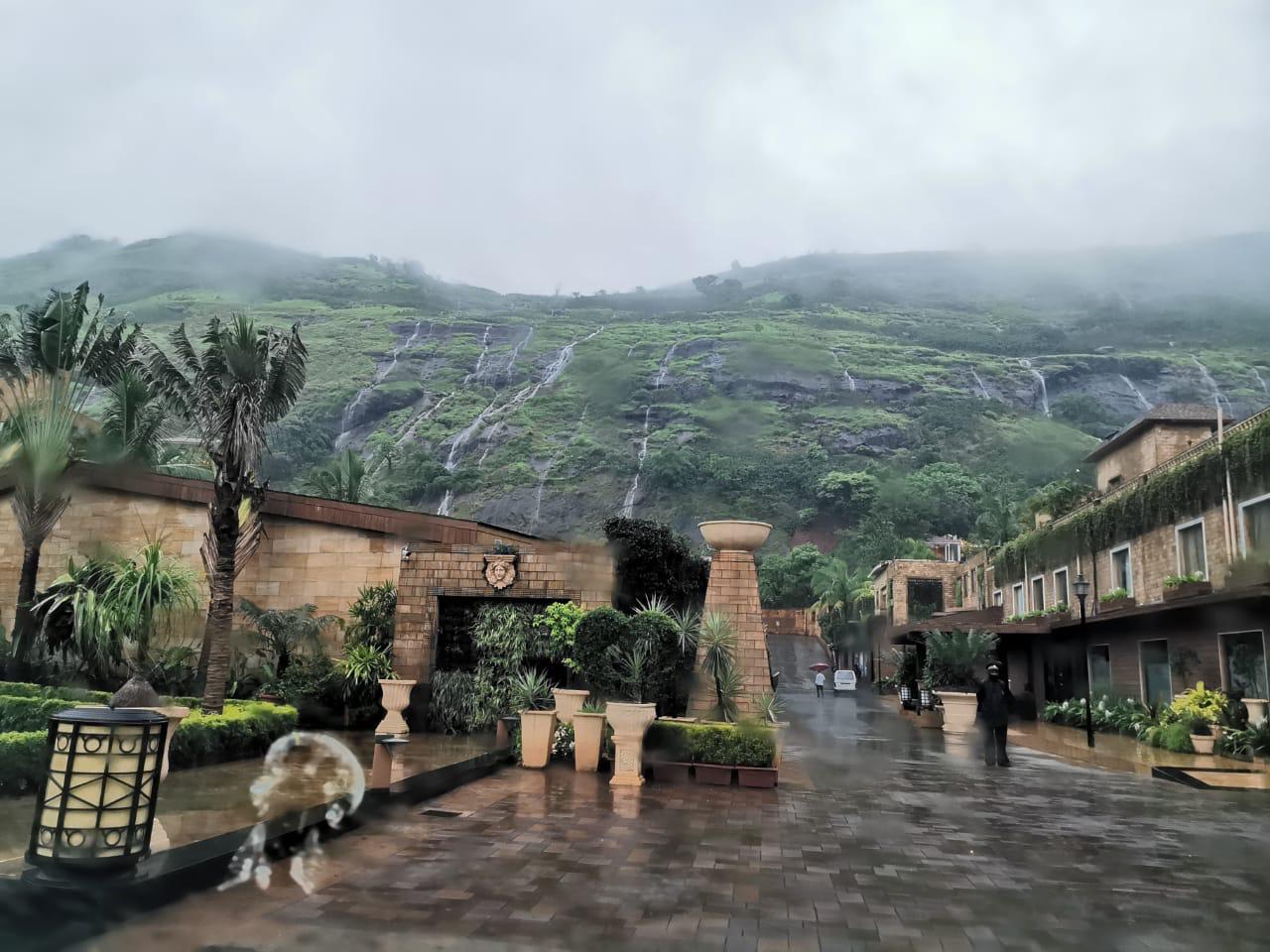 4 BHK Villa for Sale in Lonavala Mumbai