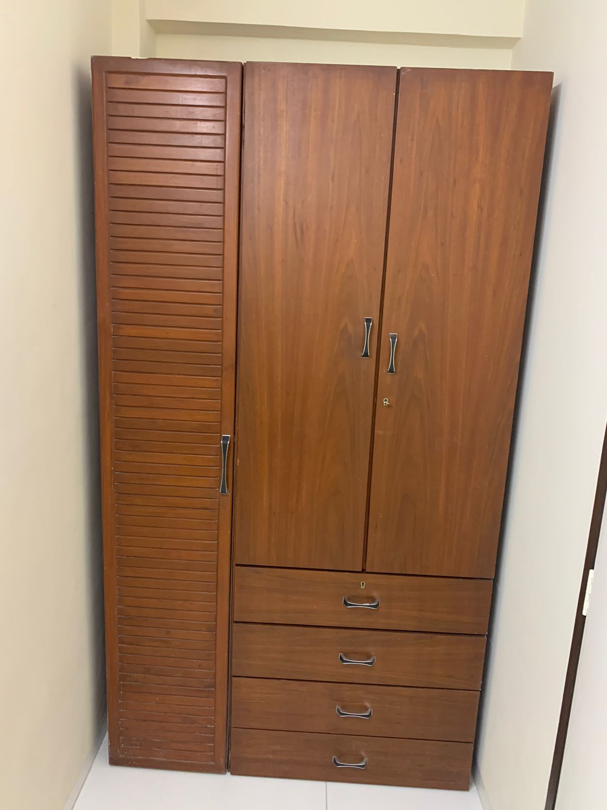 1 BHK Apartment for Rent in Bandra Reclamation Mumbai