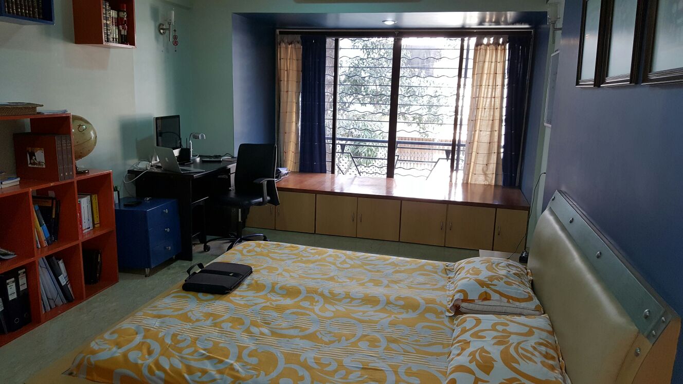 4 BHK Apartment for Rent in N S Road no.3 Mumbai