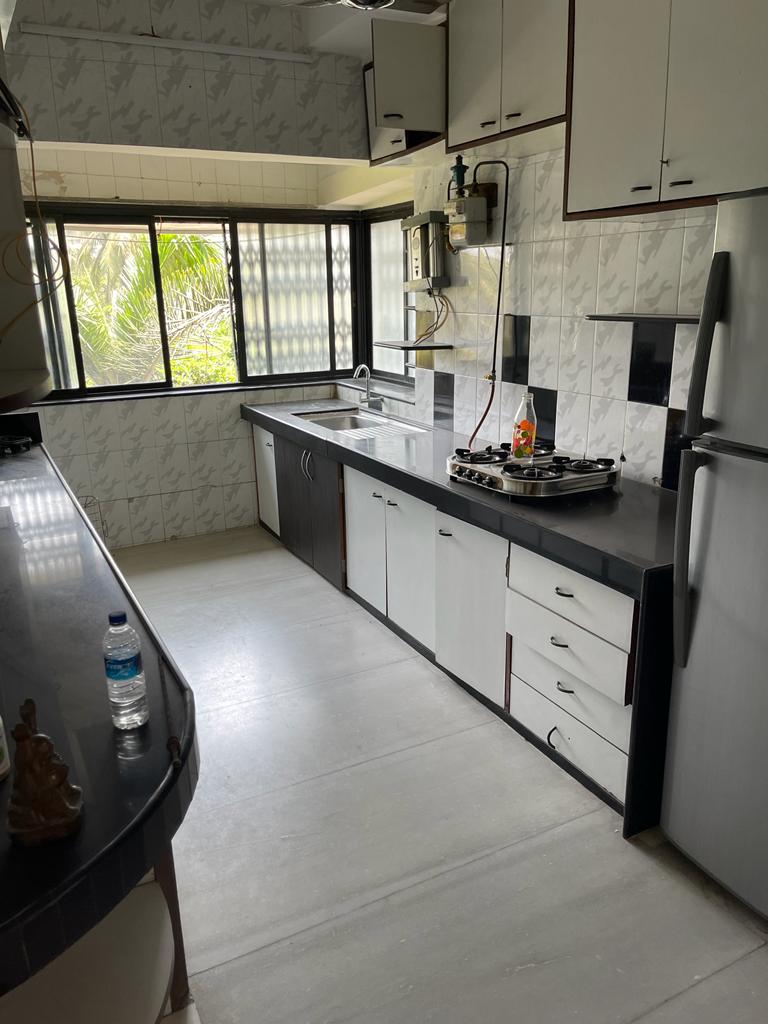 2 BHK Apartment for Rent in Juhu Circle Mumbai