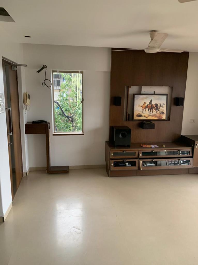 2 BHK Apartment for Sale in Mahim West Mumbai