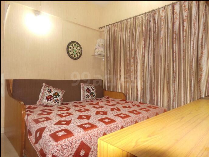 3 BHK Apartment for Sale in Khar West Mumbai