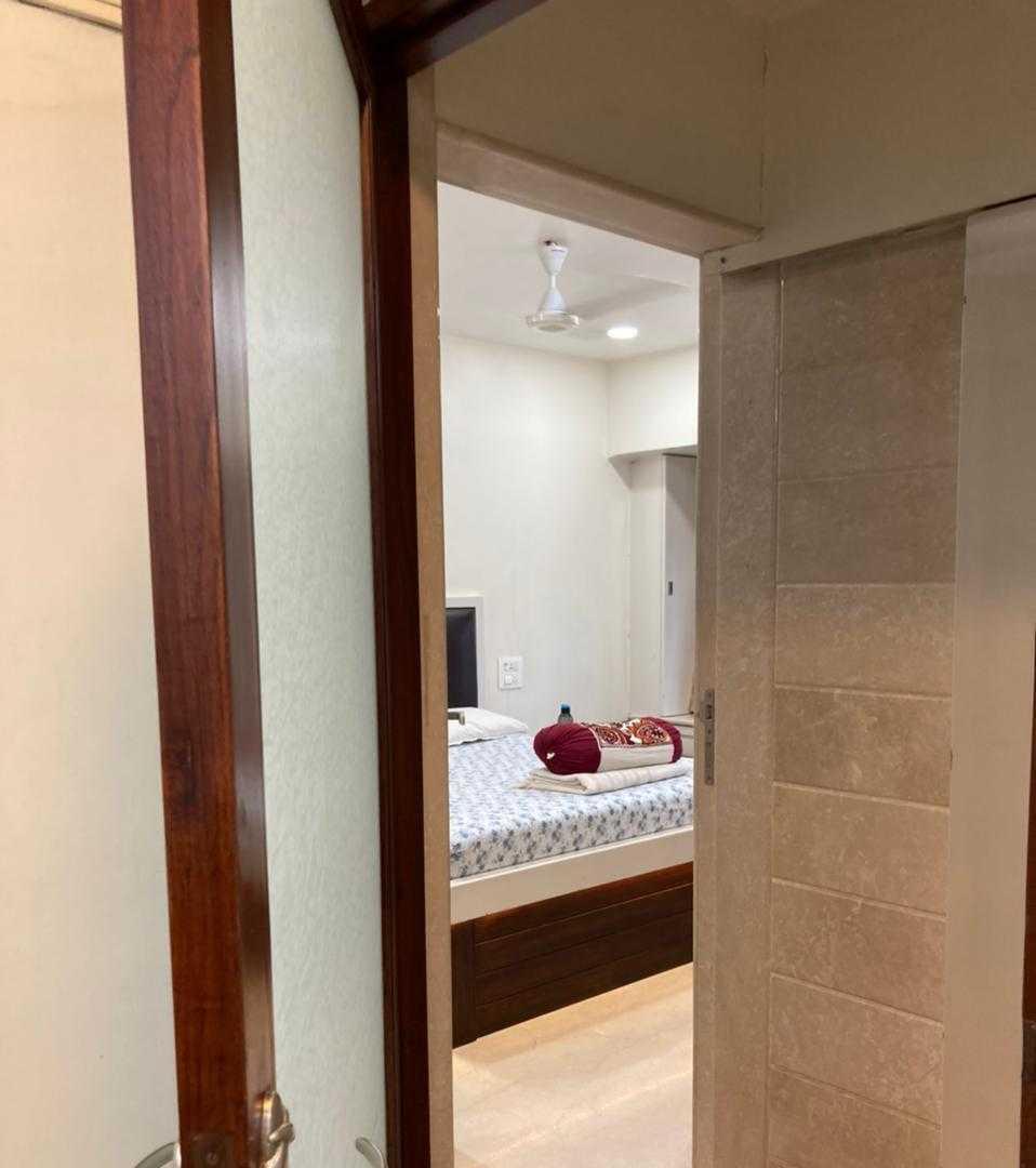 2 BHK Apartment for Sale in Bandra West Mumbai