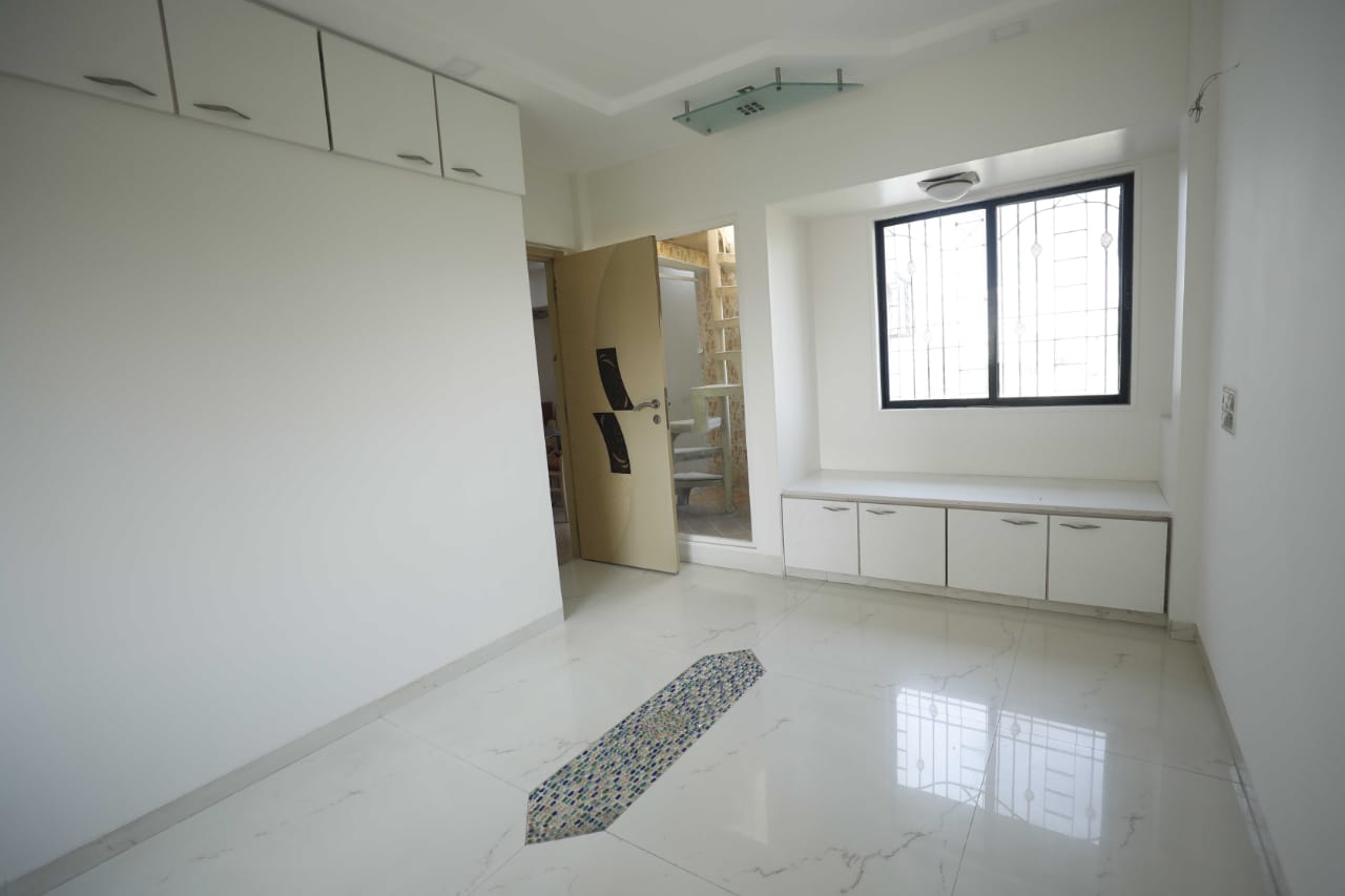 4 BHK Apartment for Rent in Sen Nagar, 4th rd Mumbai