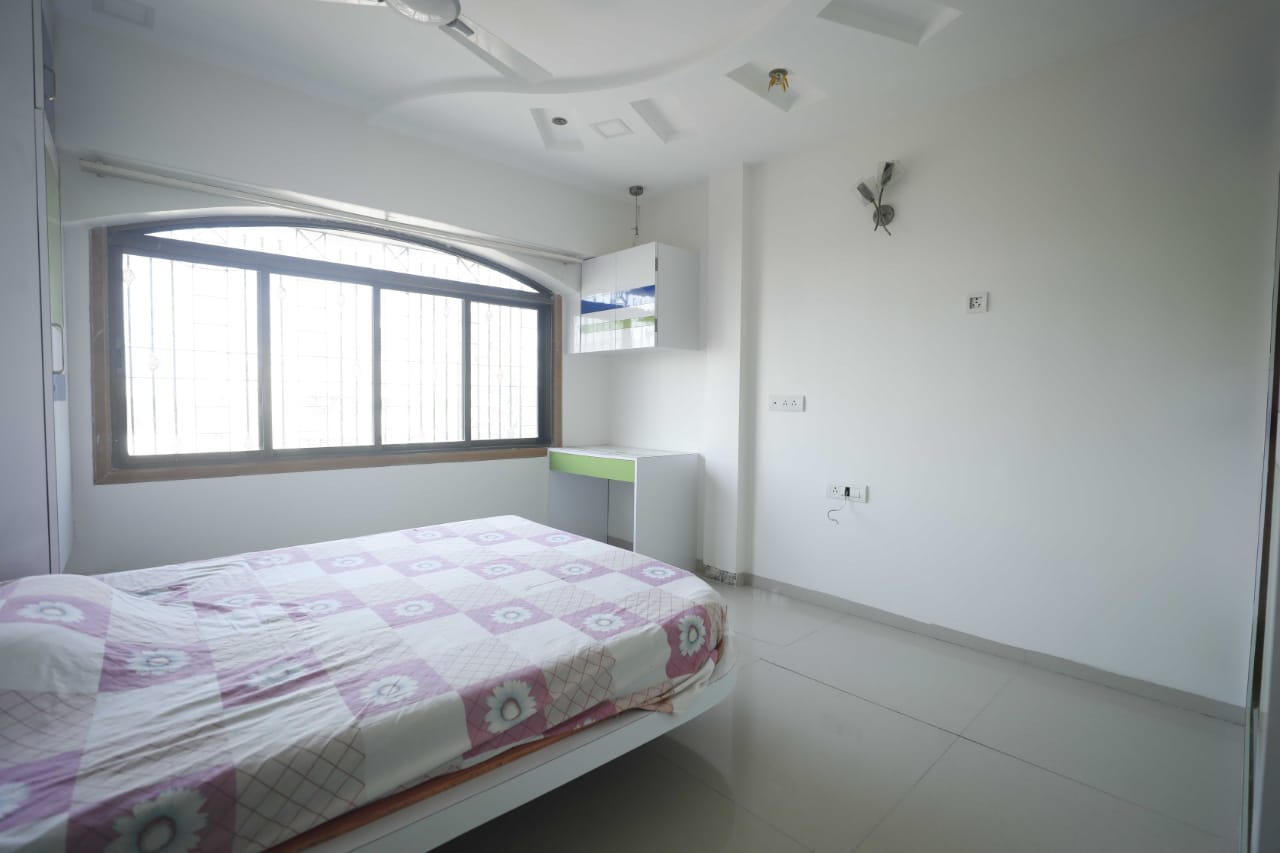 4 BHK Apartment for Rent in Sen Nagar, 4th rd Mumbai