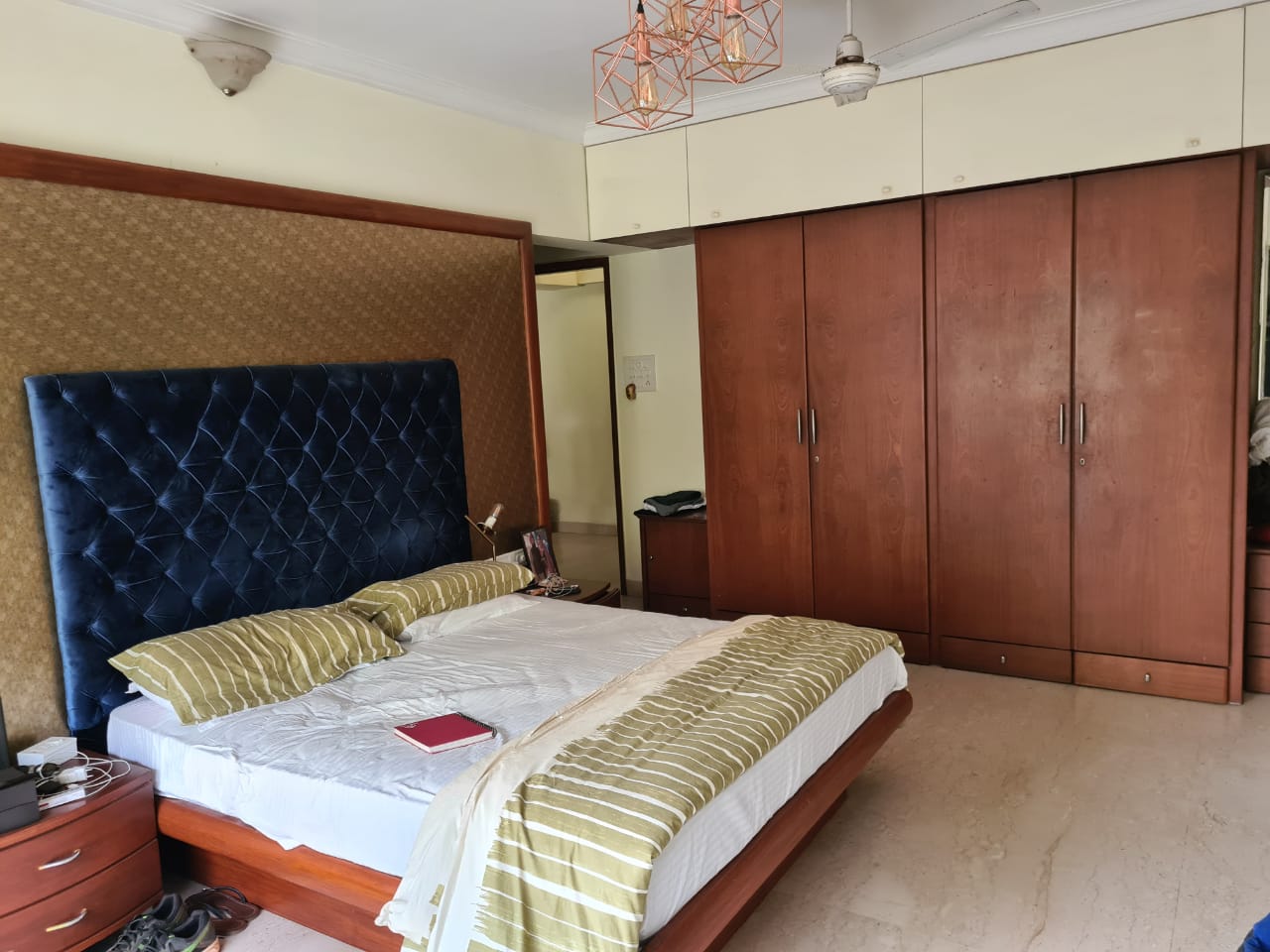 4 BHK Apartment for Sale in Bandra West Mumbai