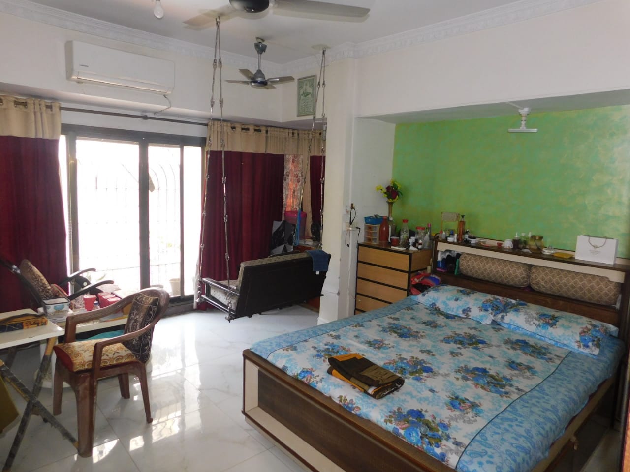 2 BHK Apartment for Sale in Sherly Rajan Road Mumbai