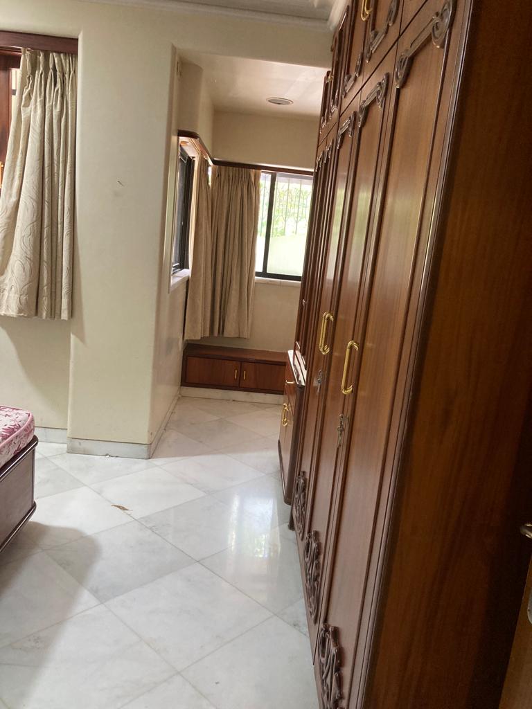 3 BHK Apartment for Rent in Khar West Mumbai