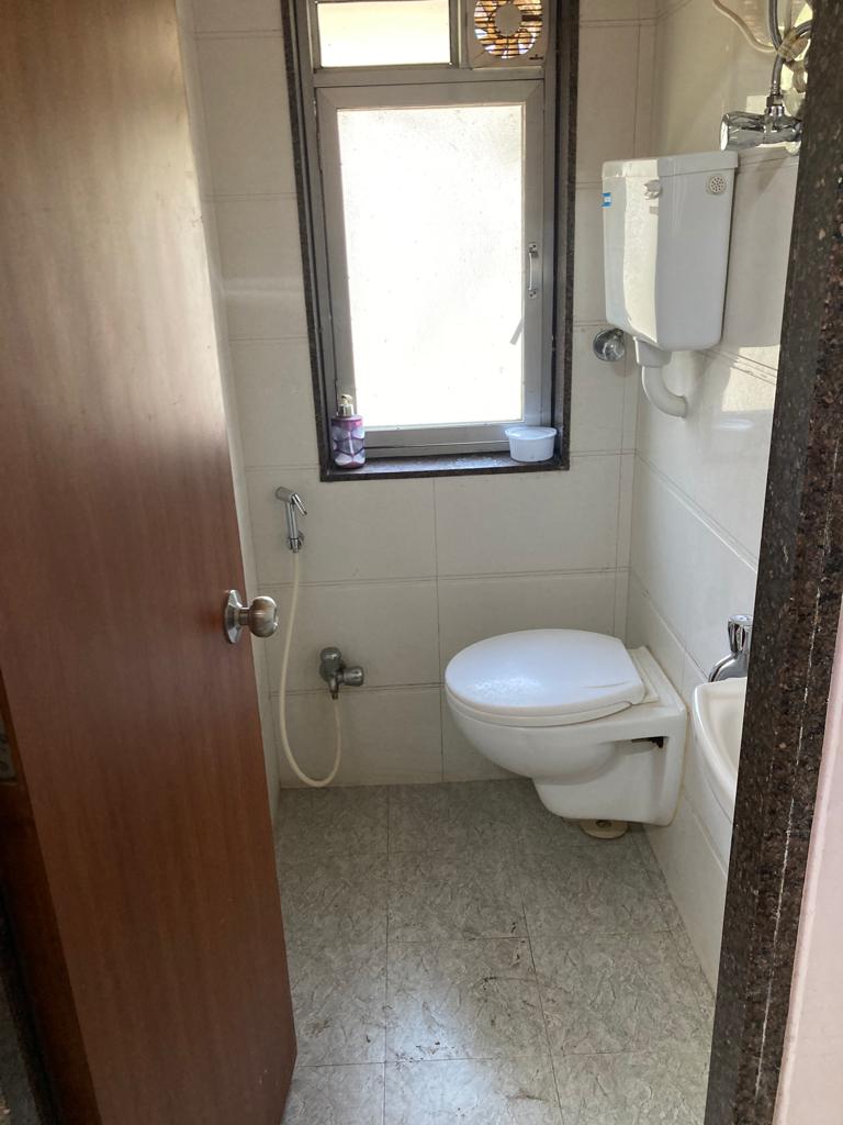 3 BHK Apartment for Rent in Khar West Mumbai