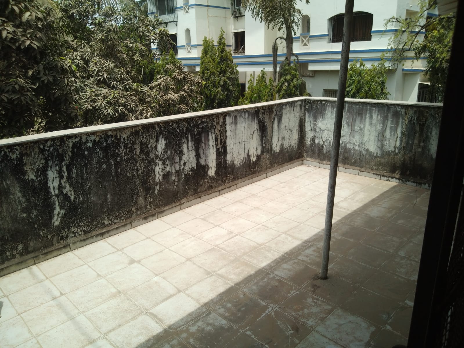 2 BHK Apartment for Sale in Bapubhai Vashi Road Mumbai