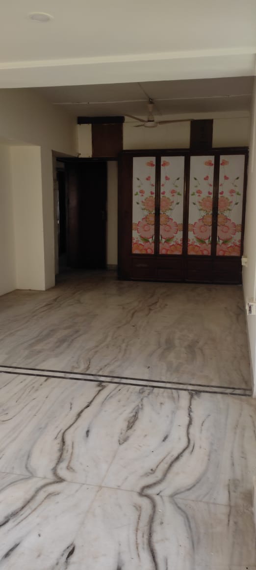 3 BHK Apartment for Rent in Tagore Road Mumbai