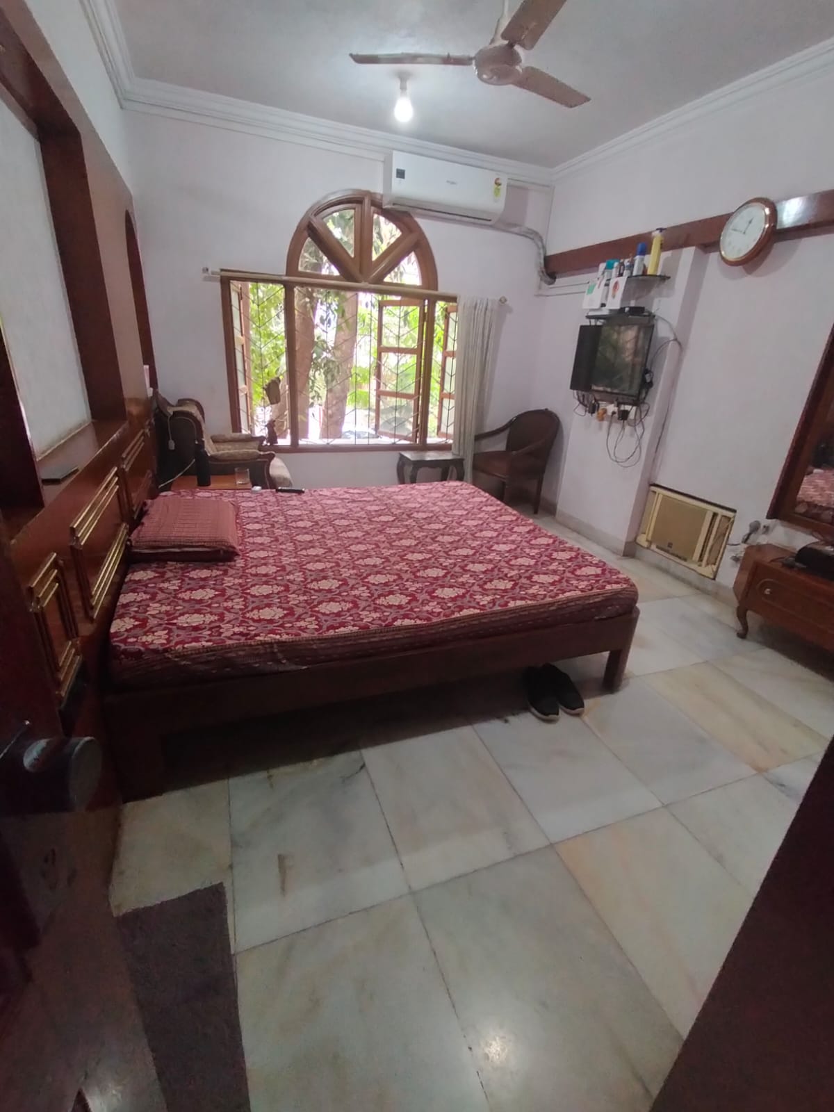 4 BHK Apartment for Rent in Indranarayan Road Mumbai