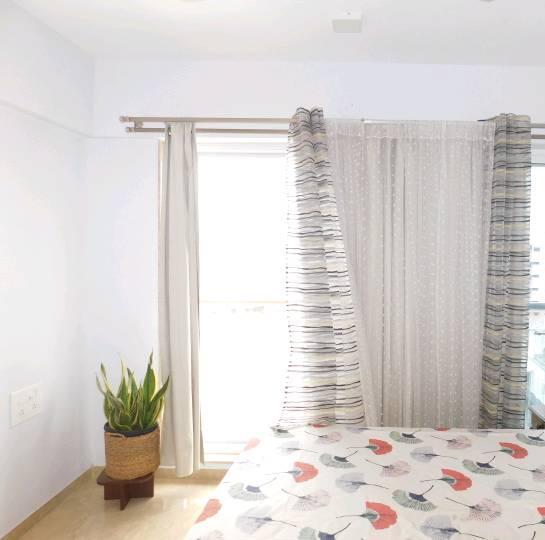 2 BHK Apartment for Sale in S V Road Mumbai