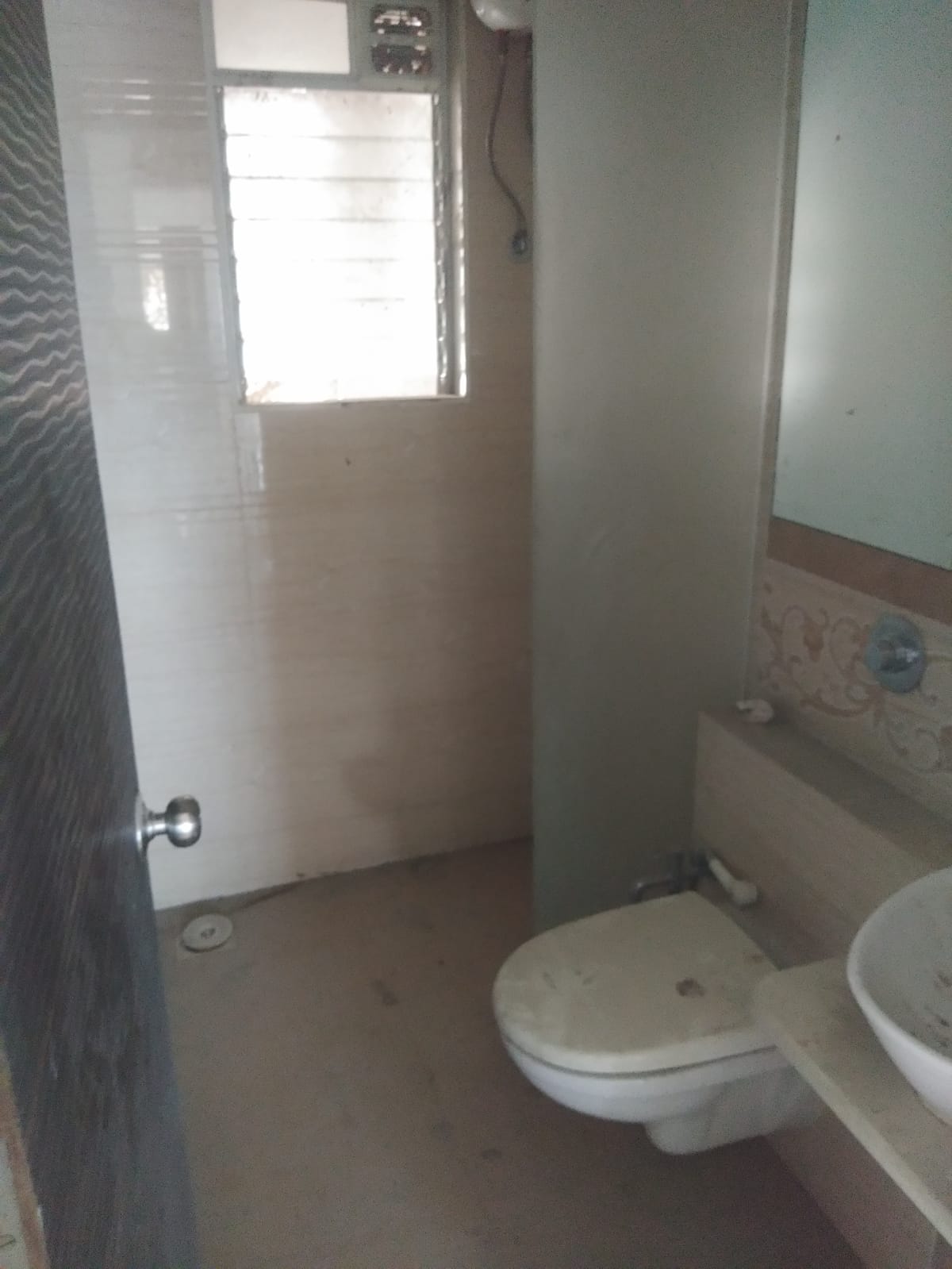 3 BHK Apartment for Sale in Vile Parle East Mumbai