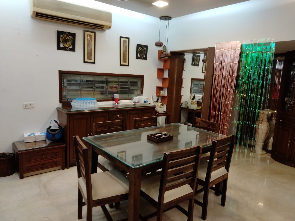 4 BHK Apartment for Rent in Khar West Mumbai