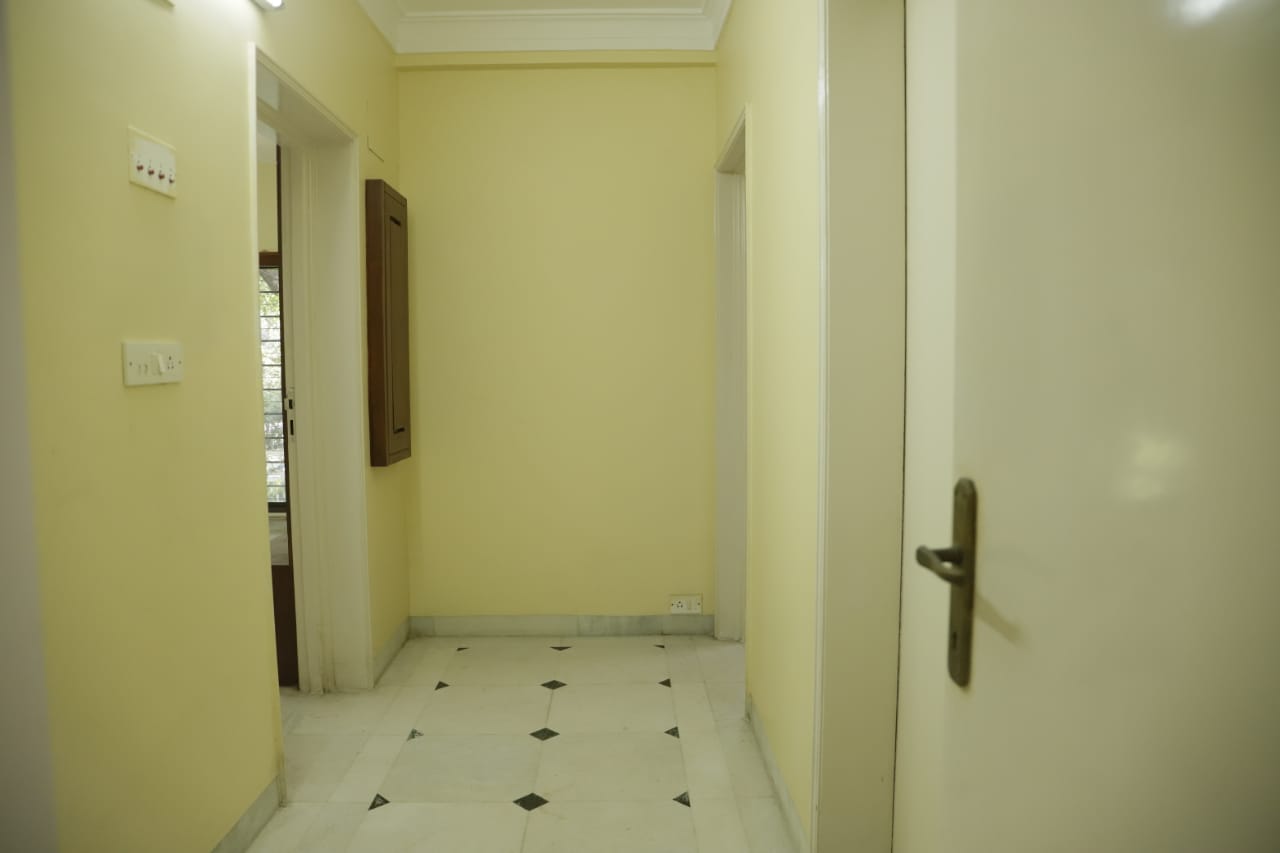 3 BHK Apartment for Sale in Pali Hill Mumbai