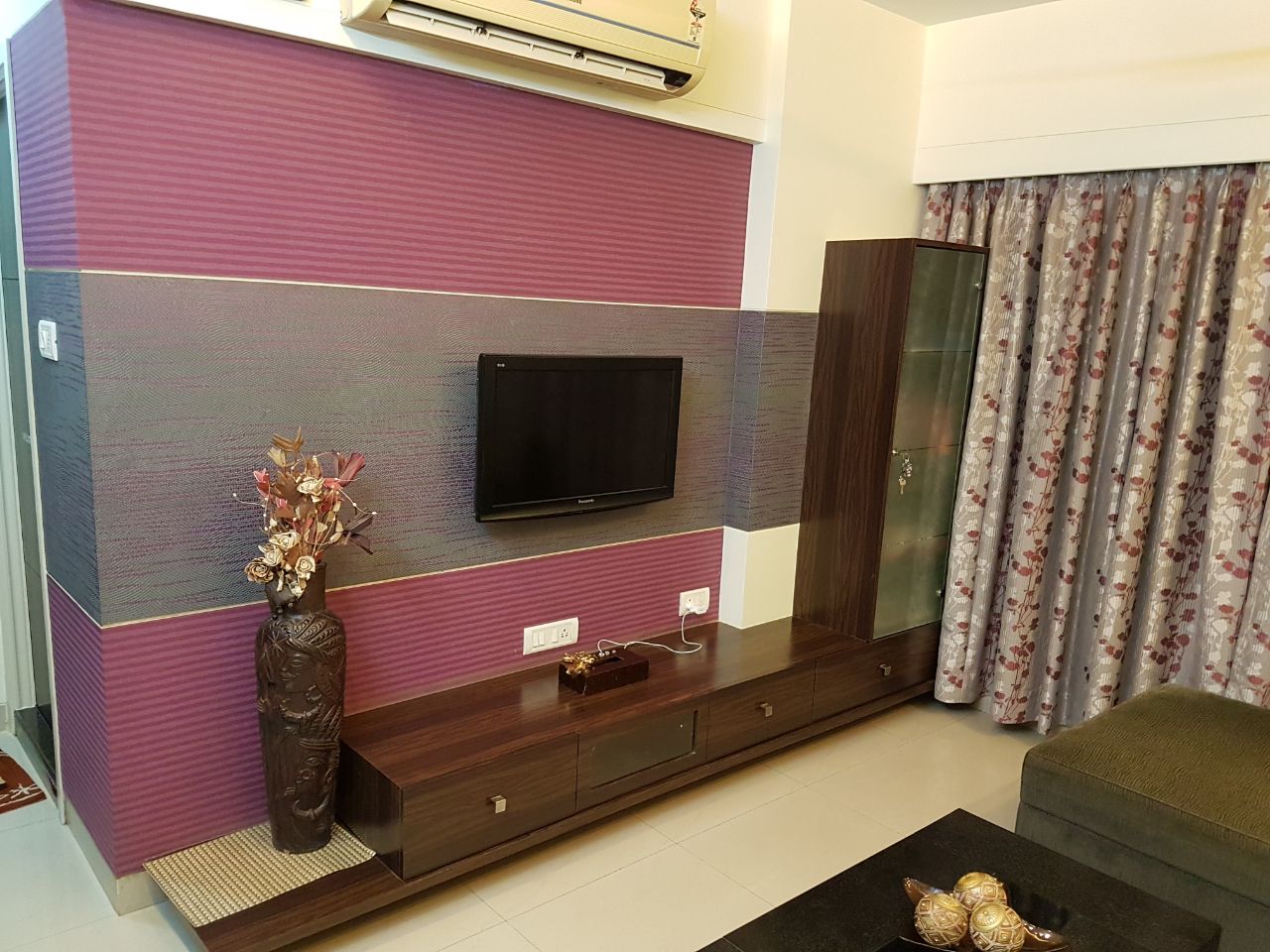 1 BHK Apartment for Rent in Sarojini Road Mumbai