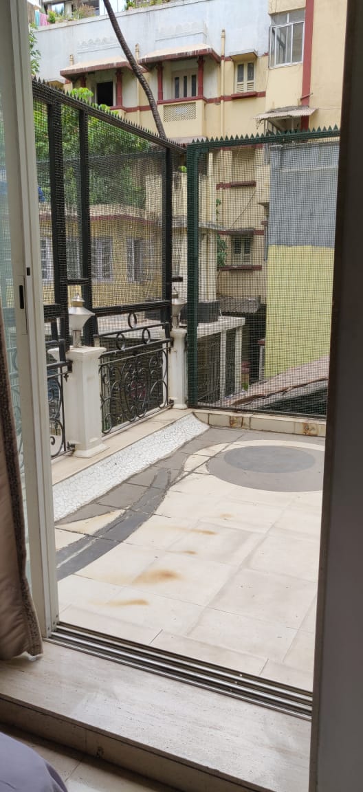 5 BHK Villa for Sale in 16th Road Mumbai
