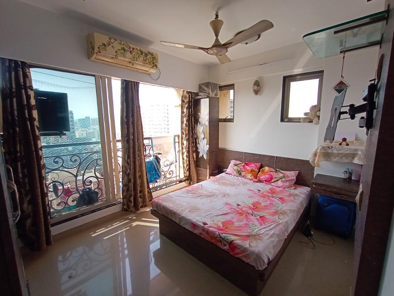 2 BHK Apartment for Sale in Vakola Mumbai