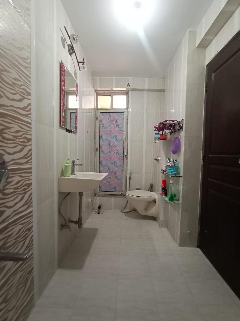 2 BHK Apartment for Sale in Vakola Mumbai
