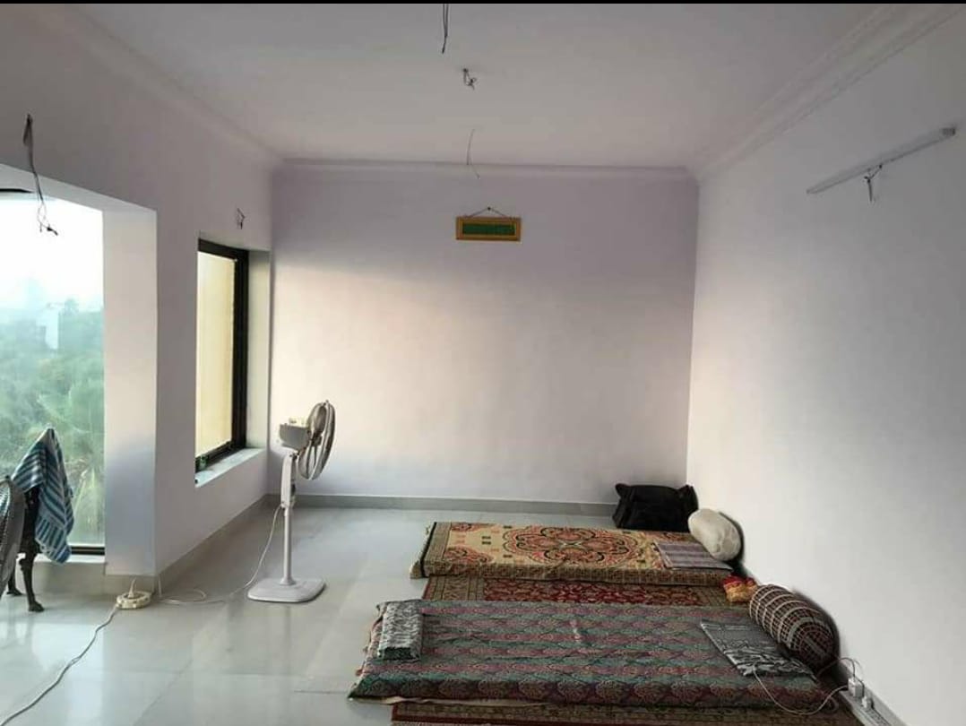 4 BHK Apartment for Sale in Gandhigram Road Mumbai